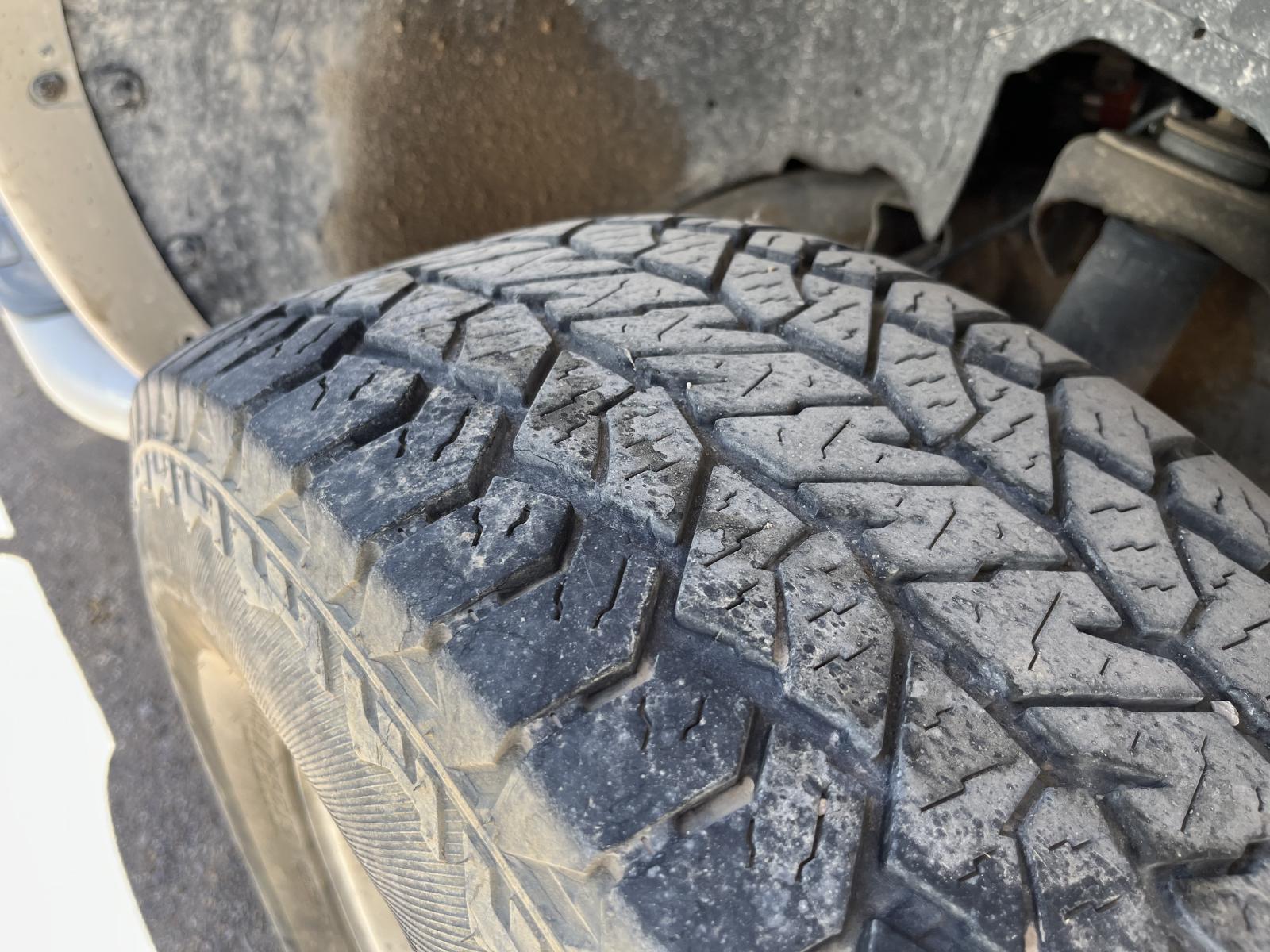 ./imagenes/INVOICE/2019/18036/CHEVROLET SILVERADO 2500HD (14).JPG